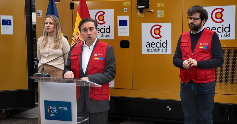 Іспанія передала Україні шість генераторів, які можуть забезпечити світлом 14 тисяч людей