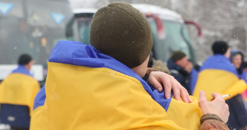 Наші - вдома: Україна повернула з полону 157 захисників 