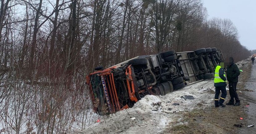 На Рівненщині прикордонник спричинив смертельне ДТП (фото)