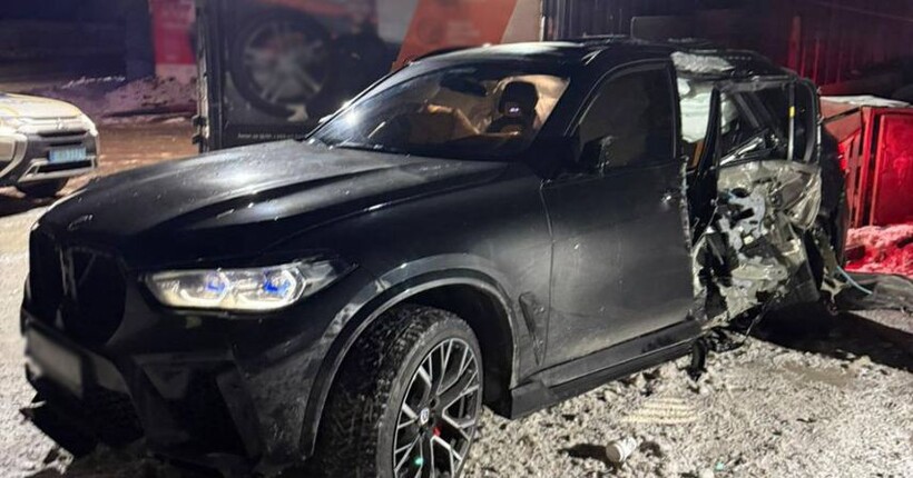 У Києві водій BMW спричинив ДТП з тяжкими наслідками і втік з місця аварії