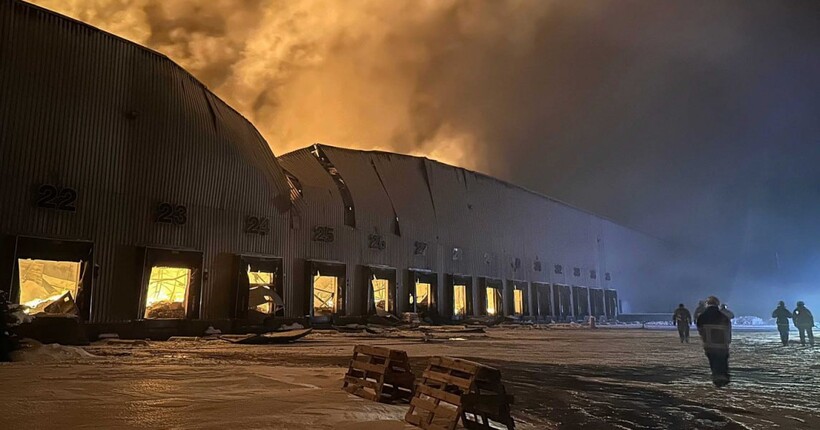 Російський дрон вдарив по складу Roshen у Яготині (фото)