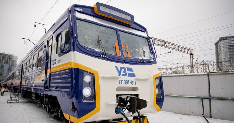 Росіяни обстріляли залізничну інфраструктуру на Чернігівщині: скасовано низку рейсів