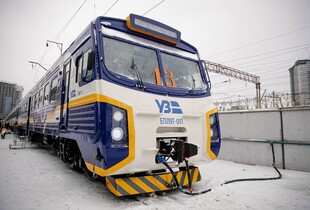 Росіяни обстріляли залізничну інфраструктуру на Чернігівщині: скасовано низку рейсів