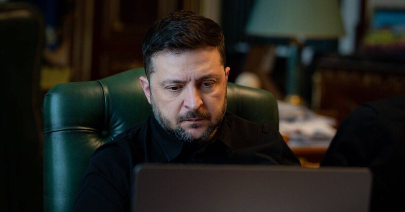 Зеленський запровадив нові санкції проти російських виробників ракет і дронів