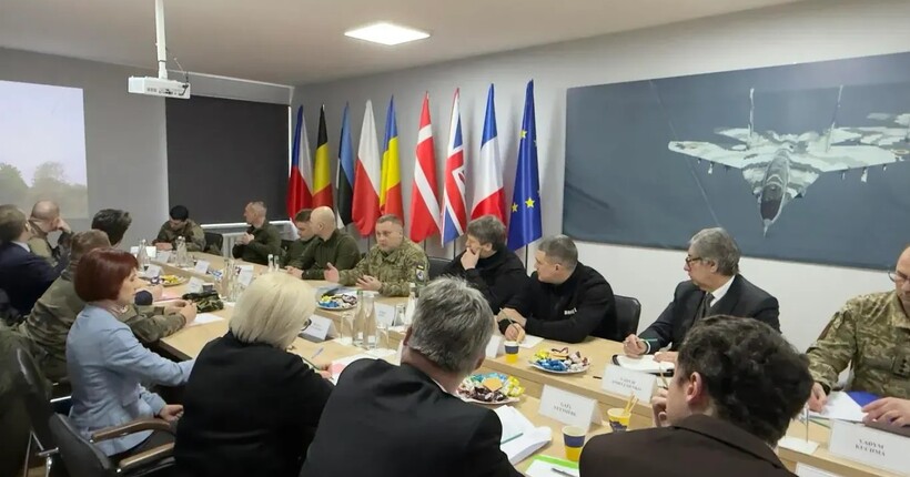 Україна і Франція оголосили про намір спільного виробництва озброєння