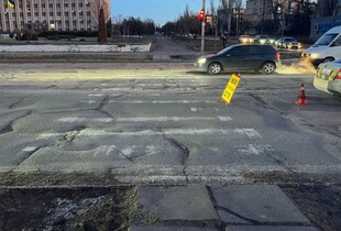 У Кривому Розі суддя на BMW збила дитину на пішохідному переході: хлопчик у важкому стані