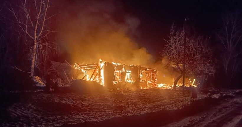 На Сумщині російські обстріли забрали життя двох людей, ще 10 були поранені