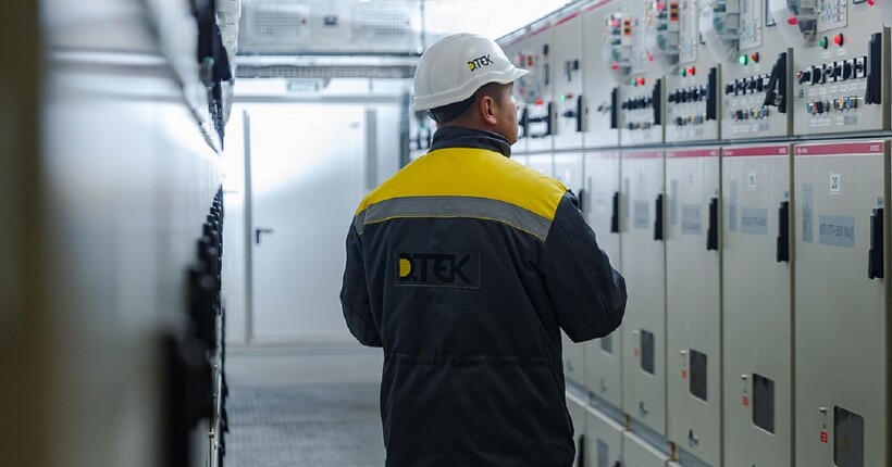 У Києві відновили світло для 100 тисяч родин: в Деснянському районі повернули графіки відключень