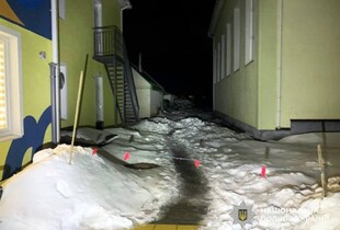 На Житомирщині у дитсадку сніг з даху травмував хлопчика: подробиці події