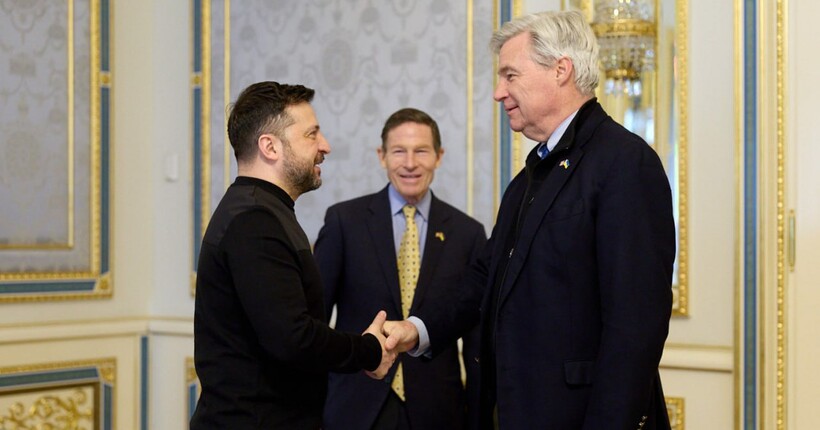 Зеленський провів зустріч із сенаторами США Блюменталем і Вайтгаузом: про що домовились