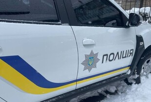 В Івано-Франківську з вікна 10-го поверху впала 19-річна дівчина