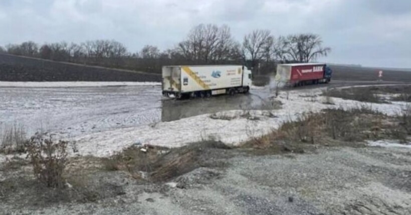Дороги знову відкриті: в яких областях скасували обмеження руху
