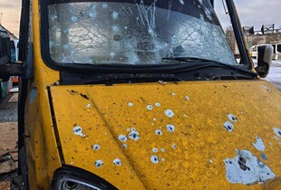 У Херсоні російський дрон атакував маршрутку: постраждали три людини