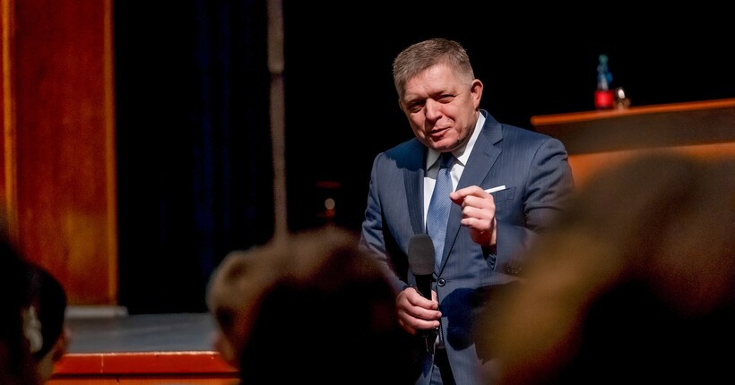 Фіцо пригрозив зупинити поставки електроенергії в Україну - дав часу до 23 лютого