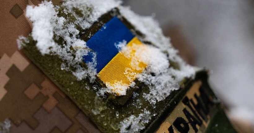 На Дніпропетровщині невідомі зі зброєю напали на військових 