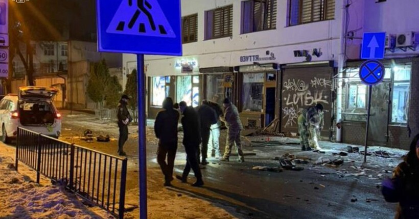 Зеленський про теракт у Львові: затримані кілька осіб, не все можна говорити публічно