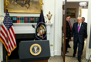 Секретна служба США застрелила чоловіка, який намагався проникнути в резиденцію Трампа