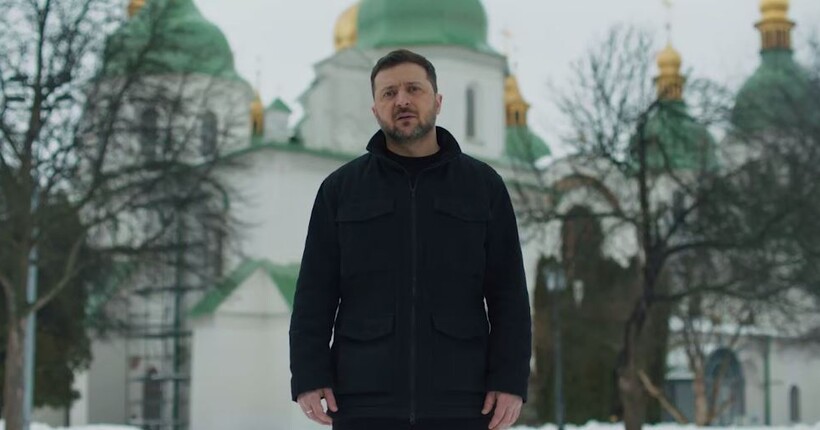 Зеленський звернувся до українців у четверту річницю вторгнення росії (повний текст)