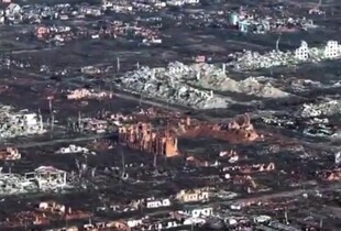 Ситуація у Вовчанську: росіяни тиснуть з флангів, але просунутися не можуть - 