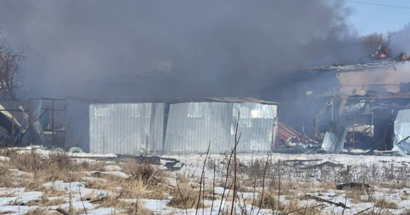 Росіяни вдарили по селу Верхня Роганка на Харківщині: п'ять постраждалих, серед них двоє дітей