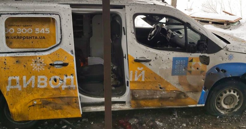 Росіяни вдарили по авто 