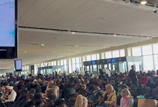 Аеропорти Дубая зупинили роботу на невизначений термін