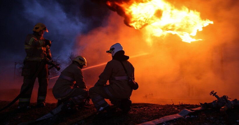 Росіяни за тиждень випустили по Україні майже 1800 дронів і понад 100 ракет – Зеленський