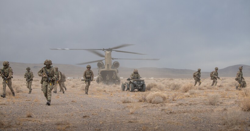 Велика Британія перехоплює іранські дрони над Близьким Сходом