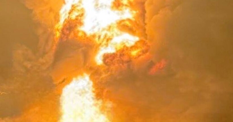 У Новоросійську вночі прогриміла серія потужних вибухів (відео)