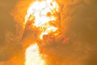 У Новоросійську вночі прогриміла серія потужних вибухів (відео)