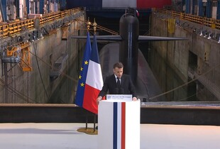 Макрон оголосив про збільшення ядерного арсеналу Франції і нову стратегію стримування