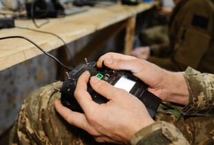 ЗСУ на Курщині знищили склад автомобільної техніки ворога (відео)