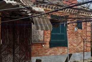 У Дніпропетровській області через обстріли рф поранена жінка, пошкоджено будинки та гімназію