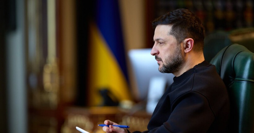 Зеленський підписав закон про щоденну хвилину мовчання