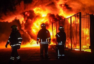 Ворог випустив по Україні 29 ракет і майже пів тисячі дронів - Зеленський