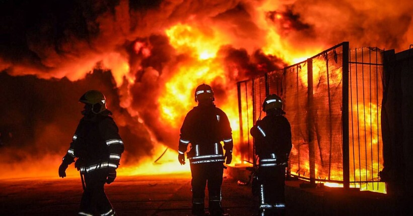 Росіяни атакували Чернівецьку область ракетами та дронами: пошкоджено інфраструктуру