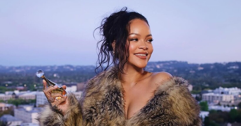 По будинку співачки Ріанни стріляли, коли та перебувала вдома