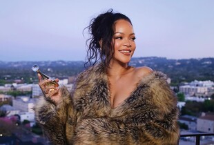 По будинку співачки Ріанни стріляли, коли та перебувала вдома