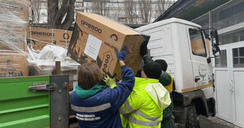 Фундація Олени Зеленської передала 20 генераторів київським школам і садочкам