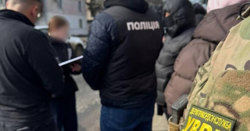 За рік було викрито понад 520 злочинних груп, що переправляли людей через кордон