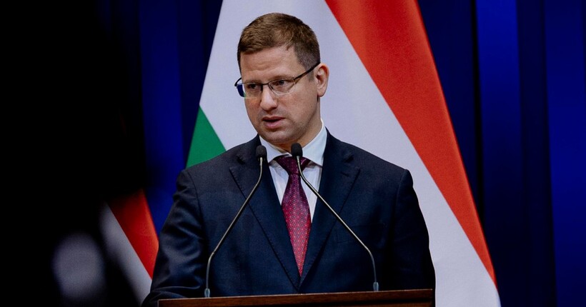 Угорщина повертає Україні інкасаторські авто Ощадбанку, але без грошей і золота