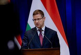 Угорщина повертає Україні інкасаторські авто Ощадбанку, але без грошей і золота