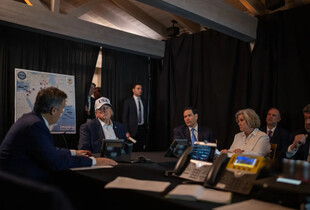 Трамп знову пригрозив потужним ударом по Ірану