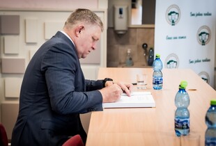 Фіцо написав листа Зеленському щодо нафтопроводу “Дружба”: що відомо