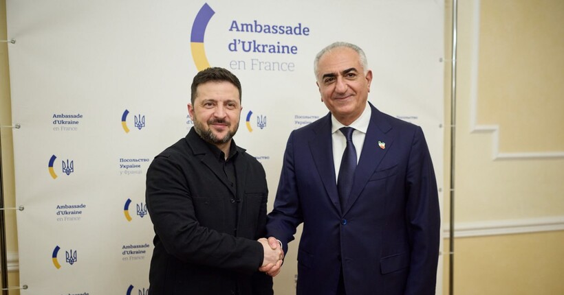 Зеленський у Парижі провів переговори зі спадкоємним принцом Ірану