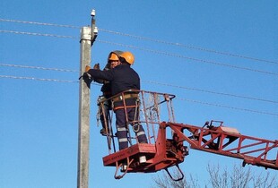 На Київщині через російський обстріл тисячі людей залишились без газу, тепла та світла