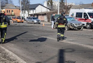 В ДСНС показали наслідки удару російського дрона по Сумах вранці 16 березня (фото)