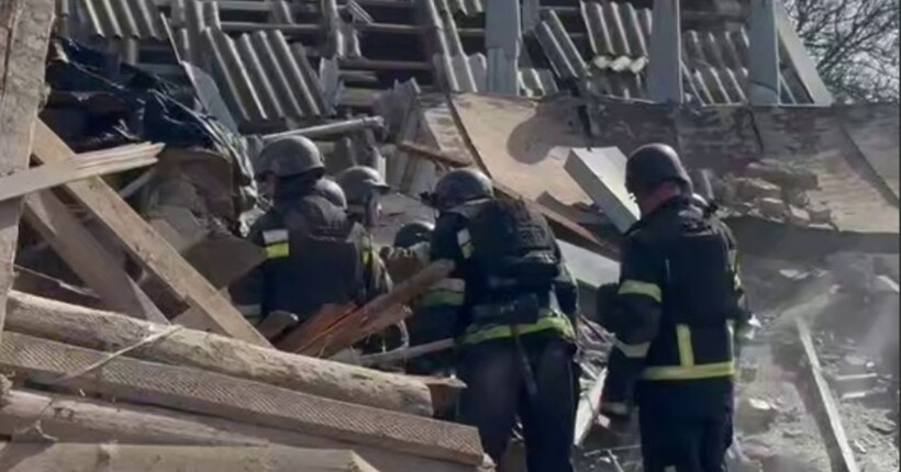 Росіяни вдарили по Запоріжжю: є загибла і поранені, 15-річна дівчина у важкому стані