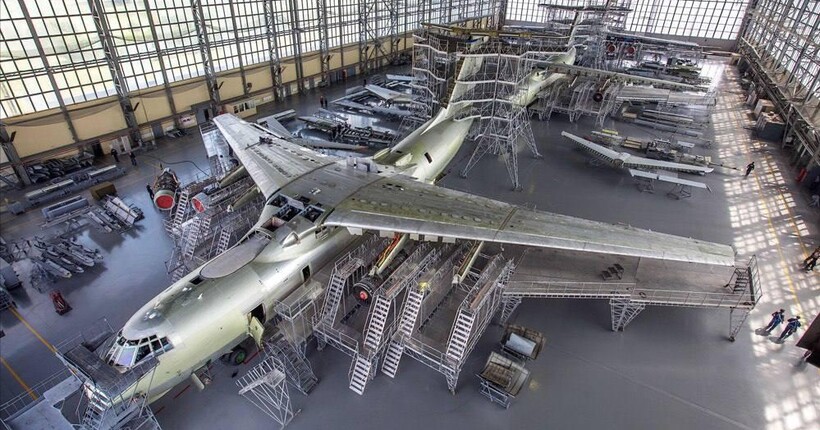 БпЛА атакували 123-й авіаремонтний завод у Новгородській області