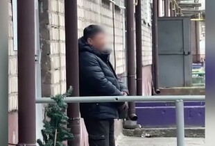 У Запоріжжі чоловік підірвав гранату біля багатоповерхівки: момент потрапив на відео